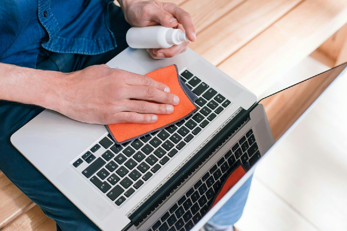 Pulizia ideale e frequenza per mantenere il PC efficiente senza danneggiarlo nel tempo