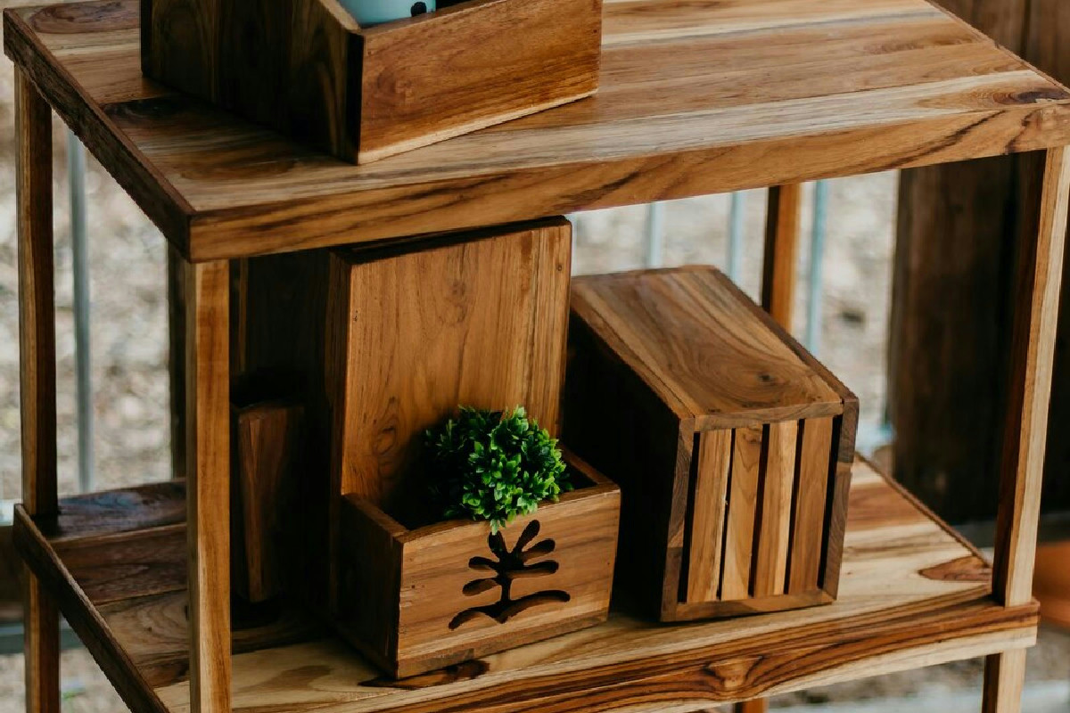 7 strategie efficaci per preservare e rinnovare i mobili in legno senza fatica