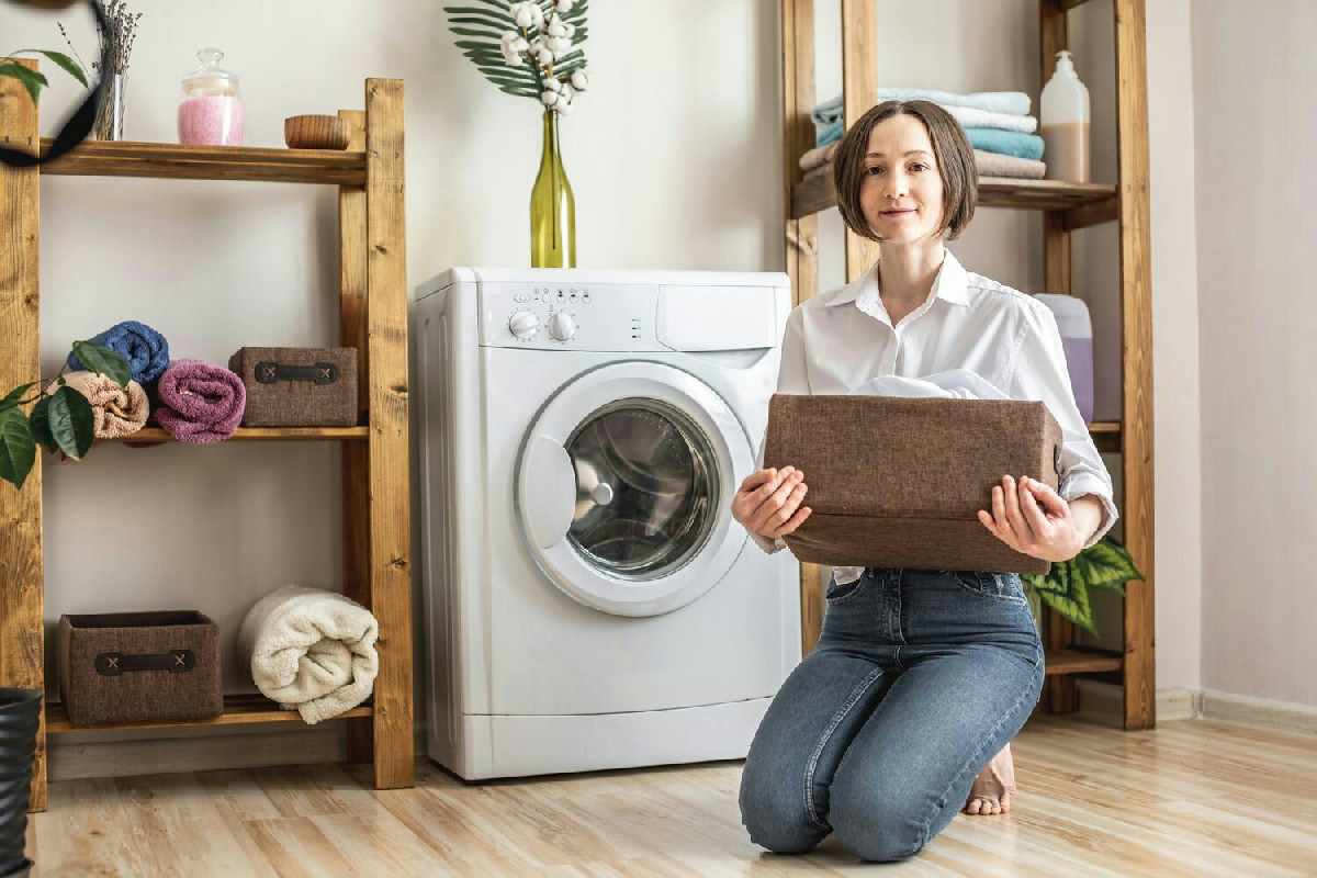 L’ingrediente semplice che sta cambiando il bucato eliminando ogni cattivo odore dalla lavatrice