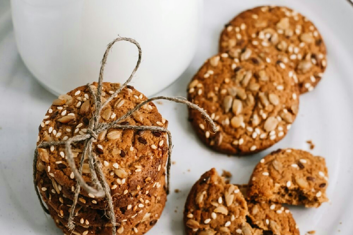 Perché i biscotti siciliani con pochi ingredienti diventano un classico per la famiglia intera?